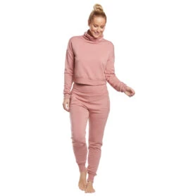 Beyond Yoga Cozy Fleece Foldover Long Sweatpant Joggers Pink Lei -Pranty Yoga Shop 1740137988131 pinklei 4a