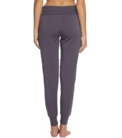Beyond Yoga Cozy Fleece Foldover Long Sweatpant Joggers Deep Amethyst -Pranty Yoga Shop 1740138577955 deepamethyst 3a
