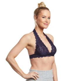 Free People Galloon Lace Halter Bra -Pranty Yoga Shop 1740189401123 darkdenim 2a