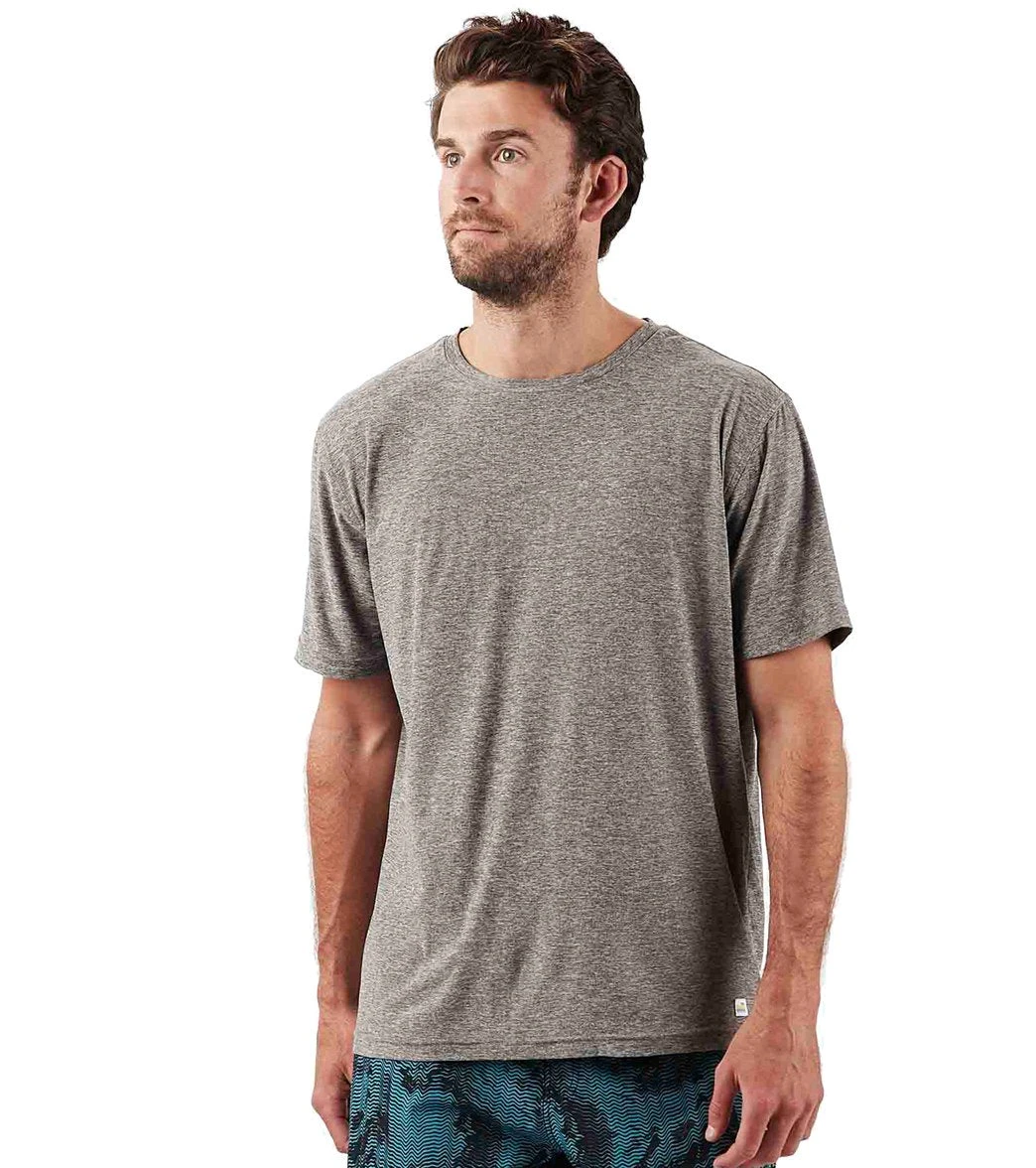 Vuori Men's Strato Tech Yoga Tee Heather Grey 5 Vuori Men's Strato Tech Yoga Tee Heather Grey - Image 3