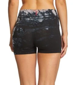 Hard Tail High Rise Yoga Booty Shorts Brown/Black Diagonal Butterfly -Pranty Yoga Shop 1740240814115 brownblackdiagonalbutterfly 3a