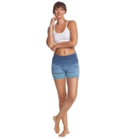 Hard Tail High Rise Yoga Booty Shorts Blue/Green Rainbow Horizon -Pranty Yoga Shop 1740241698851 bluegreenrainbowhorizon 4a