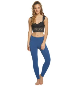 Free People Dream Away Lace Brami Black -Pranty Yoga Shop 1740310937635 black 4a