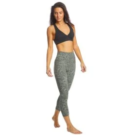 Beyond Yoga Jungle Fern Spacedye High Waisted Yoga Capris Jungle Palm Rainwash Jungle Fern 9 Beyond Yoga Jungle Fern Spacedye High Waisted Yoga Capris Jungle Palm Rainwash Jungle Fern -Pranty Yoga Shop 1740335448099 junglepalmrainwashjunglefern 4a