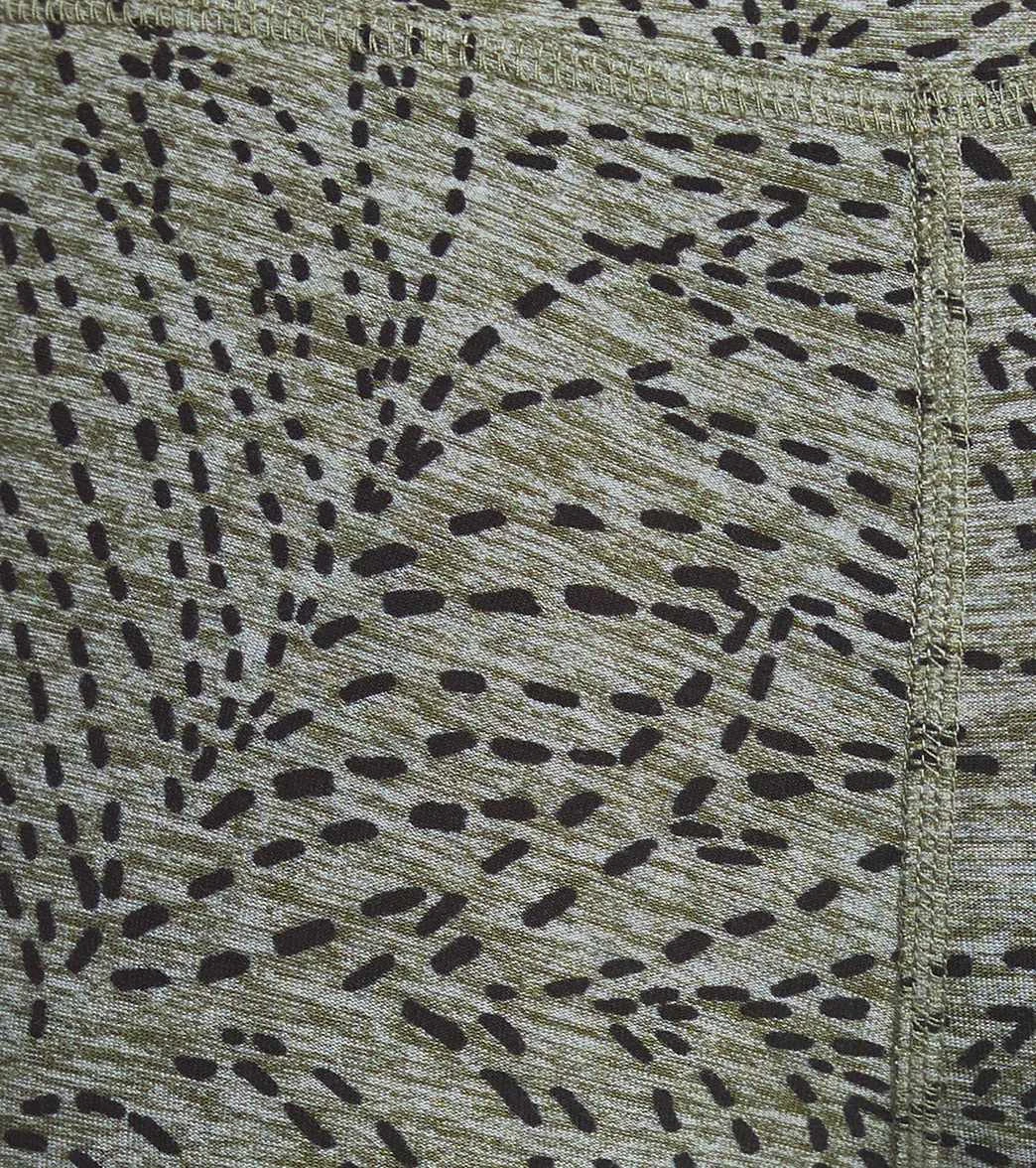 Beyond Yoga Jungle Fern Spacedye High Waisted Yoga Capris Jungle Palm Rainwash Jungle Fern 6 Beyond Yoga Jungle Fern Spacedye High Waisted Yoga Capris Jungle Palm Rainwash Jungle Fern - Image 4