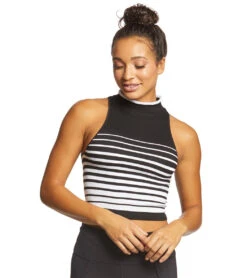 Free People High Five Seamless Top Black 9 Free People High Five Seamless Top Black -Pranty Yoga Shop 1740354158627 black