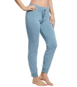 Beyond Yoga Cozy Fleece Lounge Around Midi Joggers Blue Crush