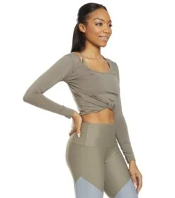 Onzie Long Sleeve Knot Crop -Pranty Yoga Shop 1740409962531 dust 2a