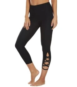 Marika Brandy Yoga Capris -Pranty Yoga Shop 1740433227811 black 5a