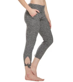 Beyond Yoga Keep It Lightweight And Easy Foldover Midi Sweatpant Joggers -Pranty Yoga Shop 1740451708963 blackandwhite 2a