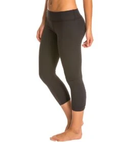 Beyond Yoga Back Gathered Yoga Capris 24 Beyond Yoga Back Gathered Yoga Capris -Pranty Yoga Shop 1740927107107 black 3a