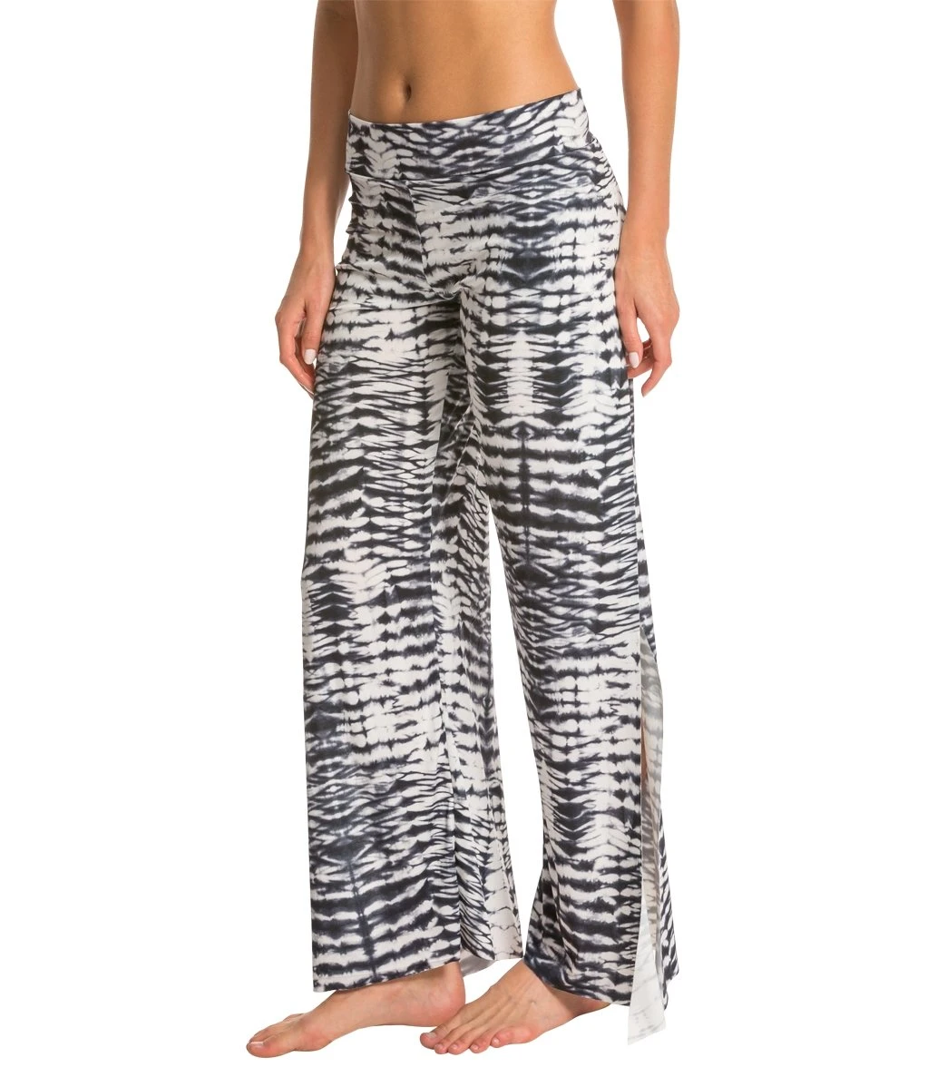 Onzie Pura Vida Yoga Flare Pants Be Real 3 Onzie Pura Vida Yoga Flare Pants Be Real