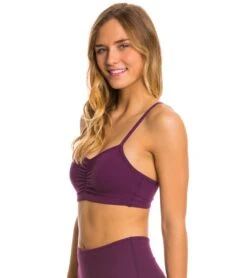 Beyond Yoga Multicross Yoga Sports Bra -Pranty Yoga Shop 1741115490339 imperialviolet 3a