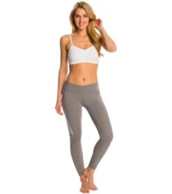 Beyond Yoga Multicross Yoga Sports Bra -Pranty Yoga Shop 1741115883555 white 4a