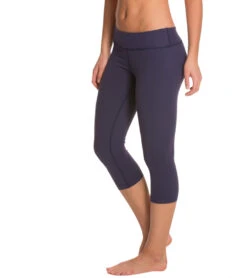 Beyond Yoga New Classic Yoga Capris -Pranty Yoga Shop 1741121486883 navy 2a