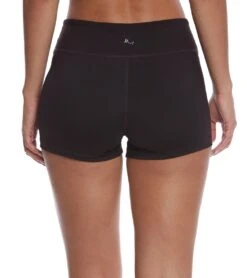 Mika Yoga Wear Lorena Hot Yoga Shorts -Pranty Yoga Shop 1741638402083 black 3a