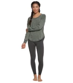 Balance Collection Leanne Peached Fleece Pullover Dusty Olive -Pranty Yoga Shop 1741711114275 dustyolive 4a