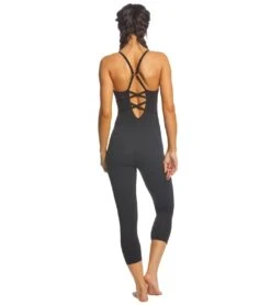 Beyond Yoga Levels Bodysuit -Pranty Yoga Shop 1741754007587 jetblack 3a
