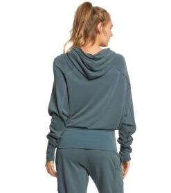 Free People Movement Ready Go Hoodie Pine -Pranty Yoga Shop 1741800177699 pine 3a