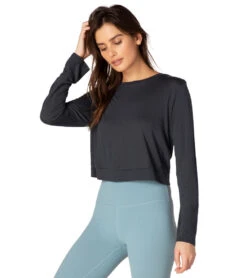 Beyond Yoga Back Out Reversible Cropped Yoga Pullover -Pranty Yoga Shop 1741821902883 nocturnalnavy 2a