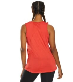 Marika Hera Yoga Tank -Pranty Yoga Shop 1741847527459 poinsettia 3a
