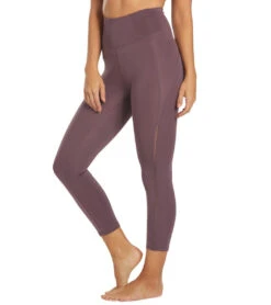 Marika High Waisted Lua Yoga Capris Wild Plum -Pranty Yoga Shop 1749596700707 wildplum 5a