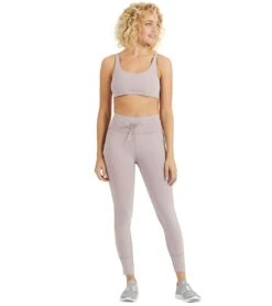Vuori Daily Yoga Leggings -Pranty Yoga Shop 1805252919331 dusk 4a