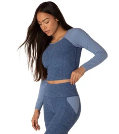 Beyond Yoga Spacedye In The Mix Cropped Yoga Longsleeve Top 14 Beyond Yoga Spacedye In The Mix Cropped Yoga Longsleeve Top -Pranty Yoga Shop 1893334777891 serenehazyblue 2a