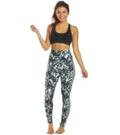 Marika Joanne Track Yoga Leggings Black Chopped Floral -Pranty Yoga Shop 4321925038123 blackchoppedfloral 4a