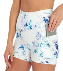 Marika Sky Yoga Shorties -Pranty Yoga Shop 4390755336235 crystaldyesodalite 4a