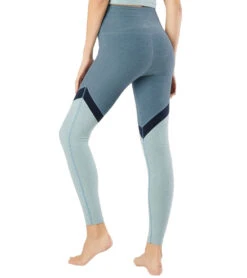 Beyond Yoga Tri-Panel Spacedye High Waisted 7/8 Yoga Leggings Stormy Blue/Nocturnal Navy/Sage Brush