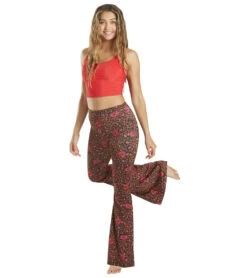 Onzie Bell Flare Yoga Pants PRETTY WILD -Pranty Yoga Shop 4477469360171 prettywild 4a