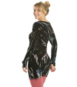 Hard Tail Long Sleeve Skinny Yoga Tee Berry Black Tie Dye -Pranty Yoga Shop 4835848323115 berryblacktiedye 3a