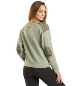 Hard Tail Camo Patch Pullover Gravel -Pranty Yoga Shop 4835921756203 gravel 3a