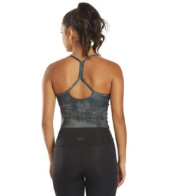 Beyond Yoga Spacedye Printed Slim Racerback Cropped Tank Silver Mist Striped Dye -Pranty Yoga Shop 6582207512619 silvermiststripeddye 3a