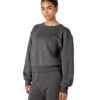 Beyond Yoga WFH Fleece Cropped Crew Charcoal -Pranty Yoga Shop 6582269739051 charcoal 2a