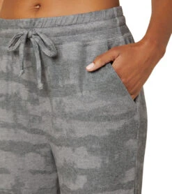 Beyond Yoga Printed Easy Weekend Sweatpant Gray Striped Dye -Pranty Yoga Shop 6582272655403 graystripeddye 5a