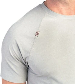 Rhone Men's Reign Short Sleeve Shirt Light Gray Heather 9 Rhone Men's Reign Short Sleeve Shirt Light Gray Heather -Pranty Yoga Shop 6585209225259 lightgrayheather 4a