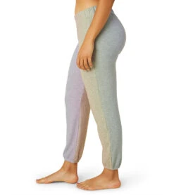 Beyond Yoga Printed Easy Weekend Sweatpant -Pranty Yoga Shop 6612275986475 prismatic 4a