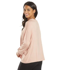 Free People Runner Up Long Sleeve Shell Pink -Pranty Yoga Shop 6619096186923 shellpink 3a