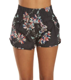 Free People The Way Home Short 22 Free People The Way Home Short -Pranty Yoga Shop 6619096875051 floralcombo 1a