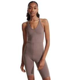 Varley Let's Move Irvine Playsuit -Pranty Yoga Shop 6707208618027 iron