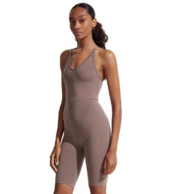 Varley Let's Move Irvine Playsuit -Pranty Yoga Shop 6707208618027 iron 2a