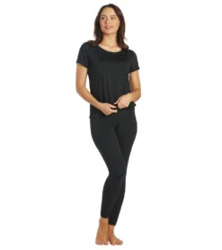 Marika Exhale Tee Black -Pranty Yoga Shop 6782670929963 black 4a