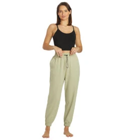 Varley Nevada Pants Desert Sage Marl -Pranty Yoga Shop 6817861664811 desertsagemarl 4a