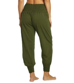 Yak & Yeti Indian Harem Joggers Green -Pranty Yoga Shop 6823743881259 green 3a