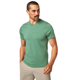 Rhone Element V-Neck Tee Dark Ivy -Pranty Yoga Shop 6868621918251 darkivy