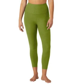 Beyond Yoga Spacedye Out Of Pocket High Waisted Capri Legging Fern Green Heather -Pranty Yoga Shop 6958914404395 ferngreenheather