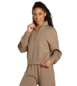 Varley Davidson Sweat -Pranty Yoga Shop 6991029895211 pinebark 4a