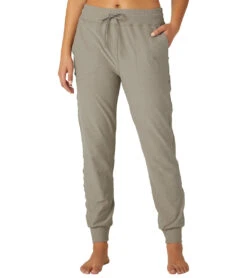 Beyond Yoga Spacedye Commuter Midi Joggers Birch Heather 9 Beyond Yoga Spacedye Commuter Midi Joggers Birch Heather -Pranty Yoga Shop 7027784613931 birchheather